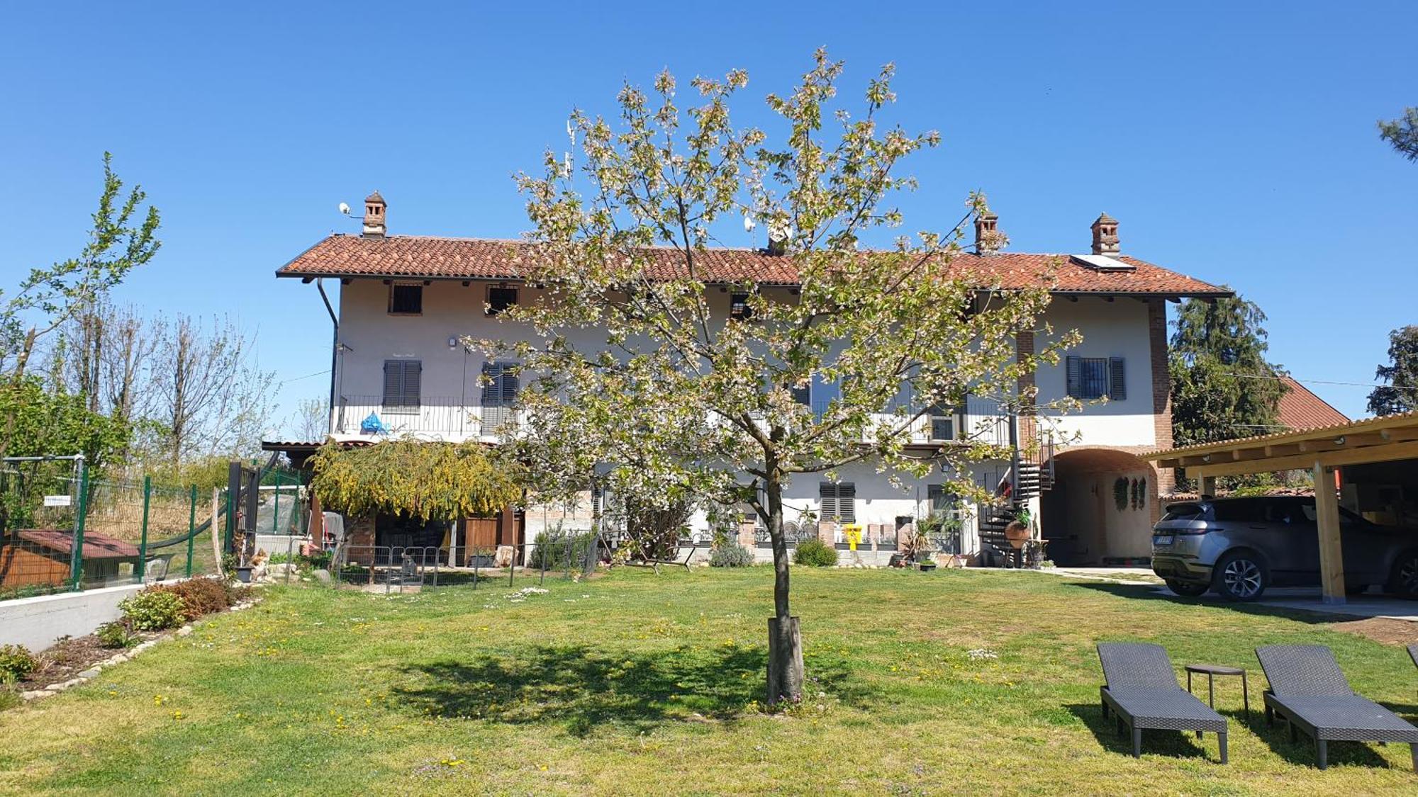 La Tana Dei Corgi Bed and Breakfast Moncrivello Eksteriør billede