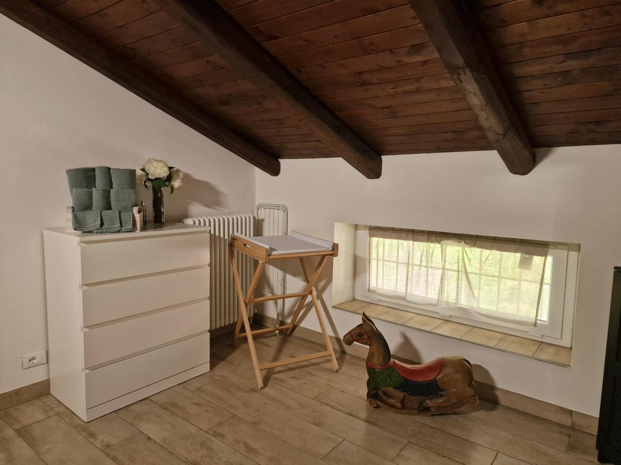 La Tana Dei Corgi Bed and Breakfast Moncrivello Eksteriør billede